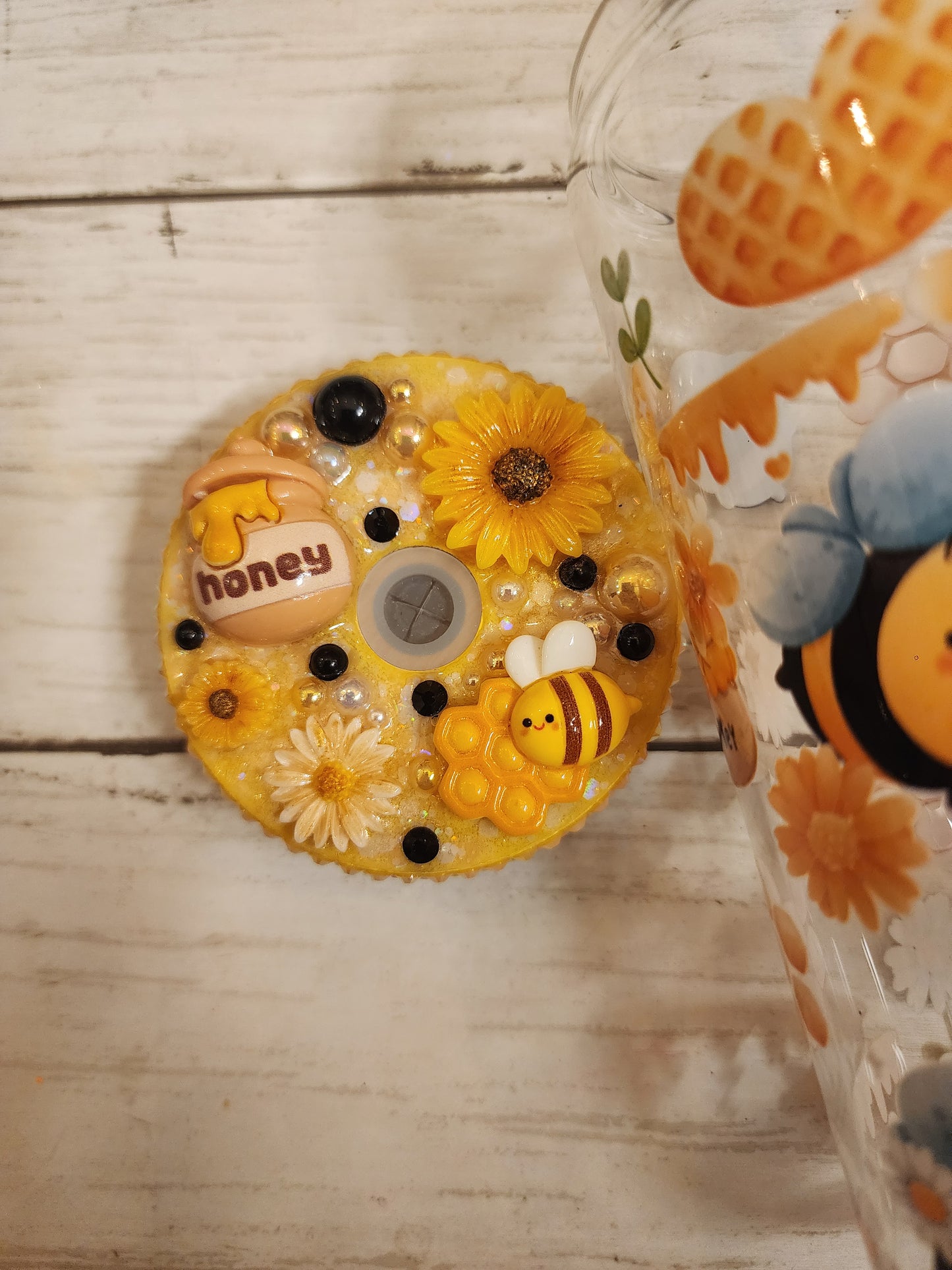 Bee & Honey 20 oz Glass Cup