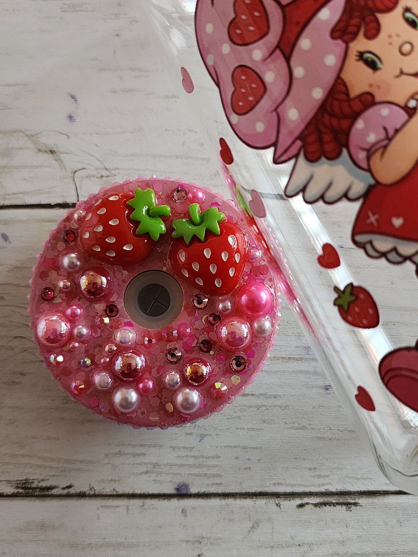 Strawberry Love Cake 20 oz Glass Cup