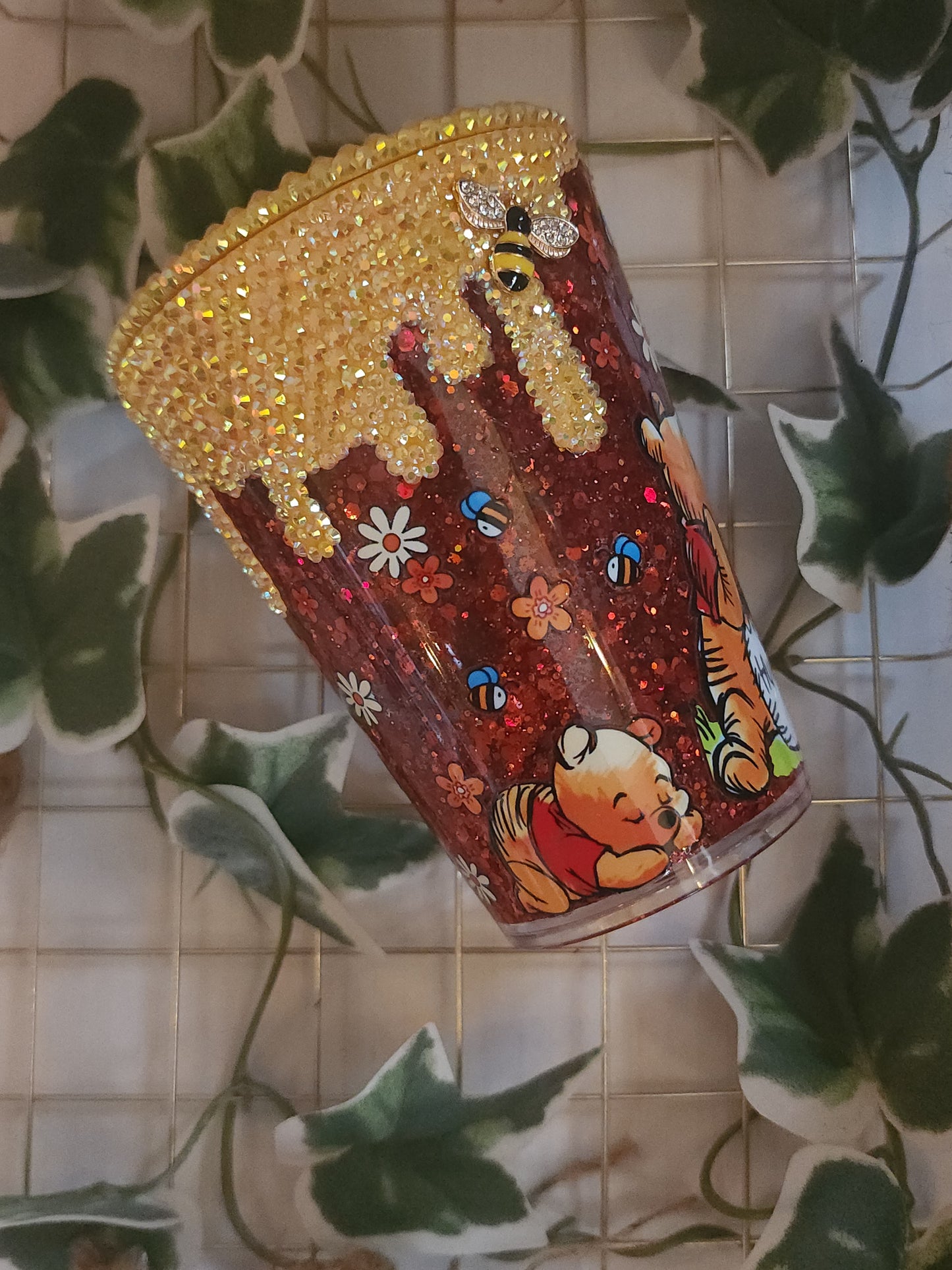 Pooh Bear 12 oz Snowglobe
